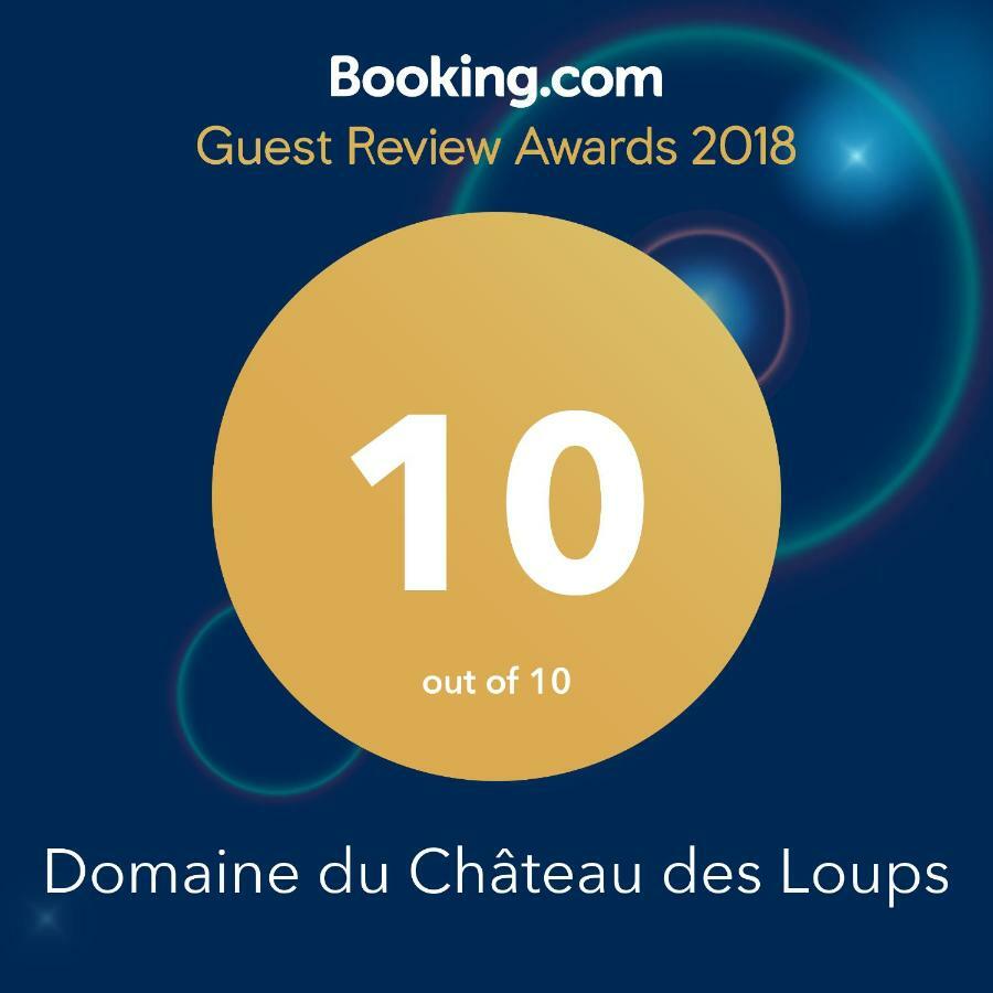 Chateau Des Loups - Les Pommiers Echire 외부 사진